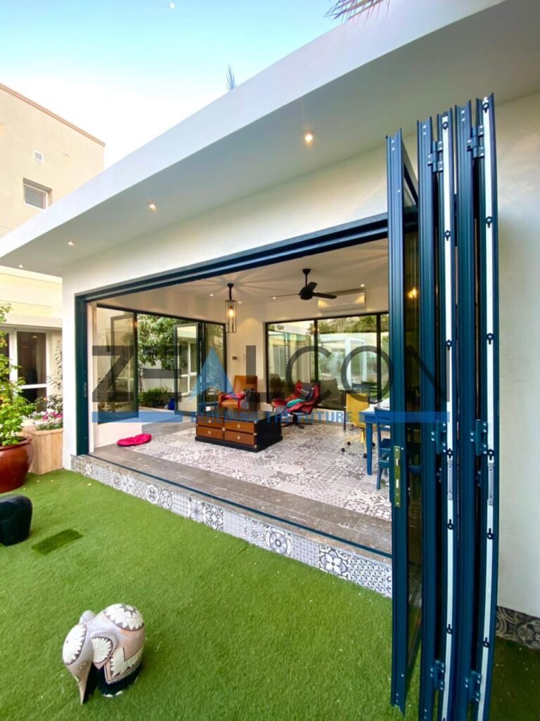 Frameless Folding Doors 11 Frameless Folding Doors in Dubai - photo 3