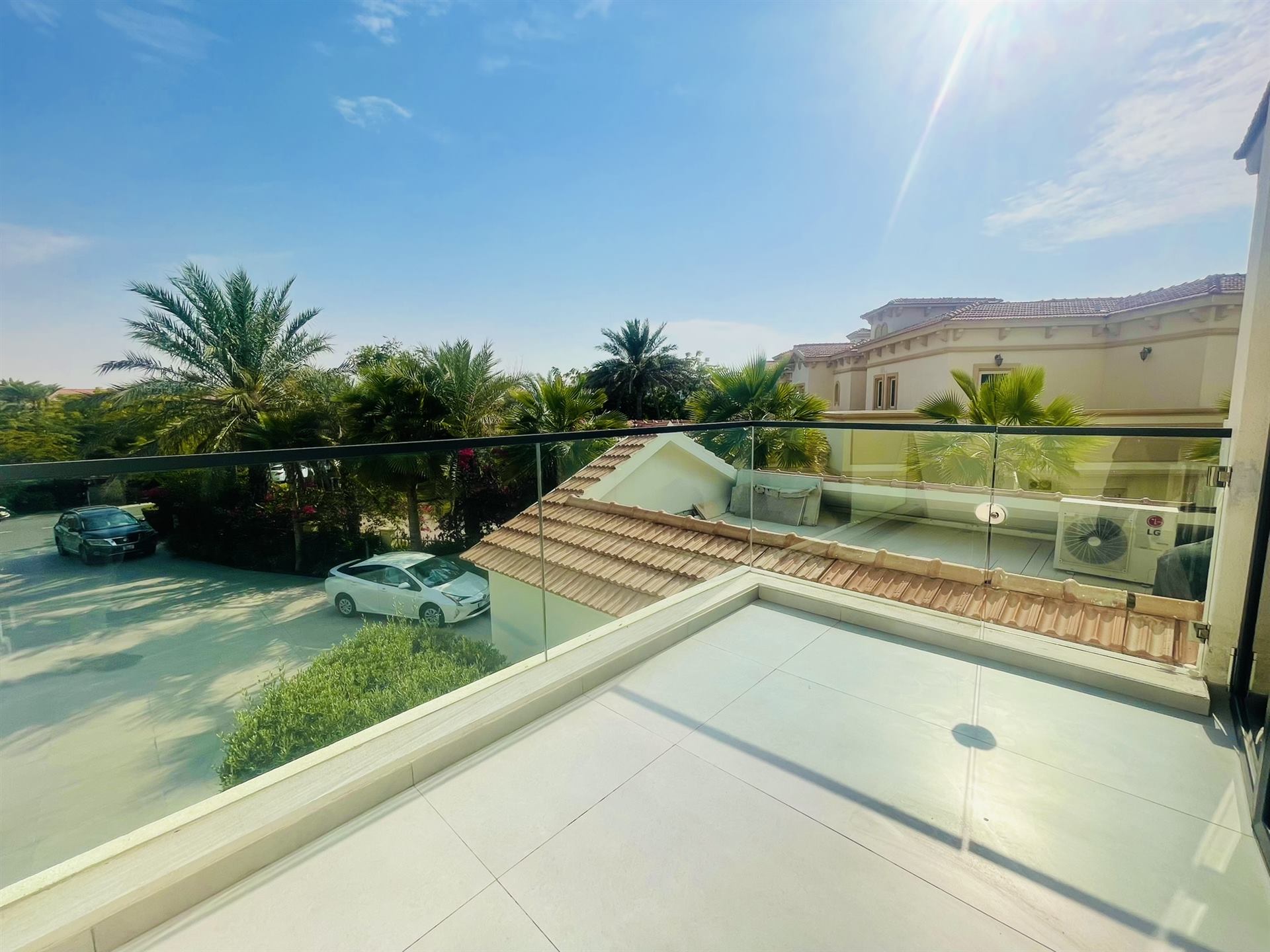 Glass Railing & Fence 6 Frameless glass balustrade on a villa terrace - Zealcon